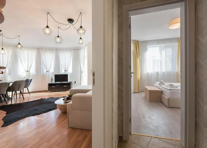 Apartment White Elegance Center *