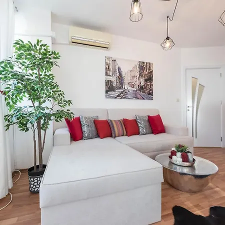 Apartmán White Elegance Center