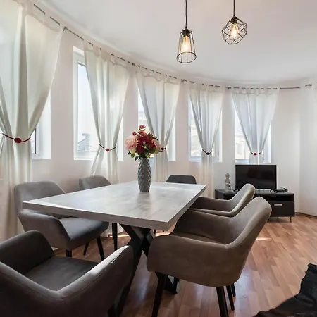 Apartmán White Elegance Center
