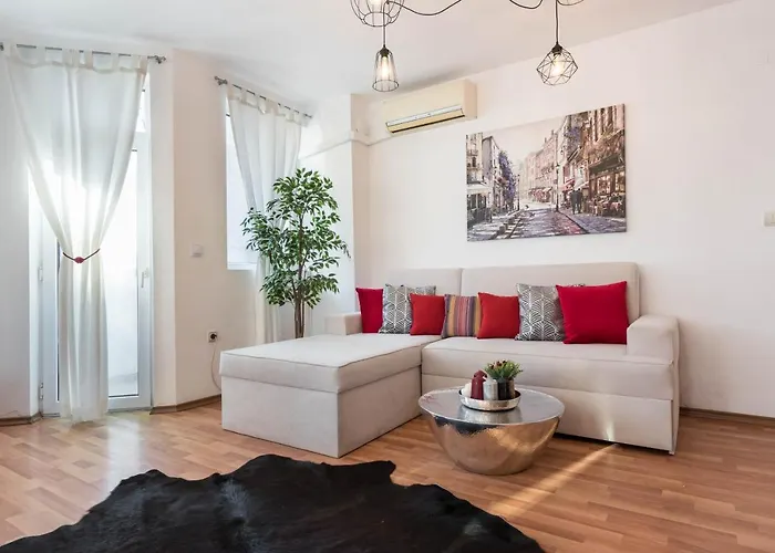 White Elegance Center Lägenhet Varna