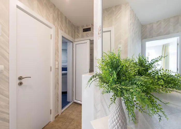 Lägenhet White Elegance Center *