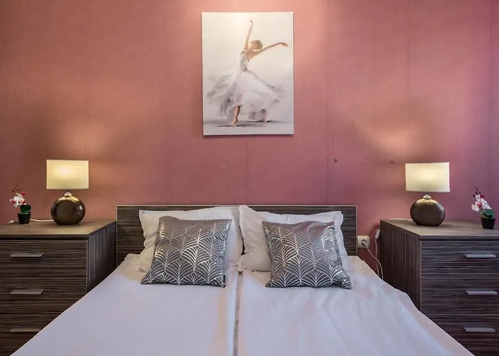 White Elegance Center Lägenhet